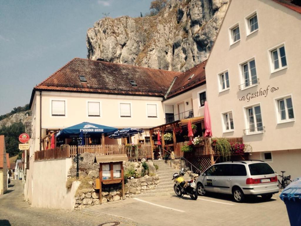 Gasthaus Felsenwastl เอสซิง ภายนอก รูปภาพ